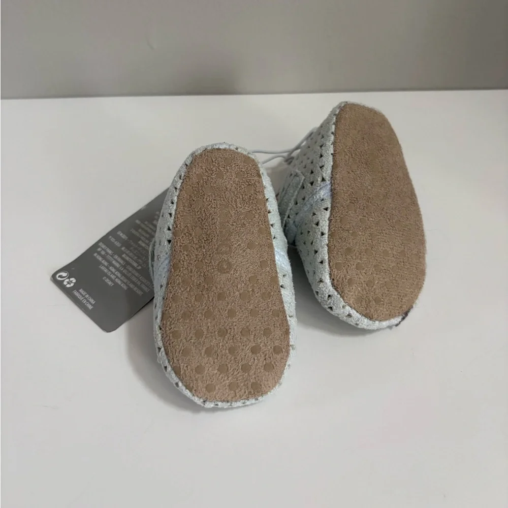 Disney Baby 0-6 Months Winnie the Pooh Tigger Baby Slip-On Soft Sole Shoes